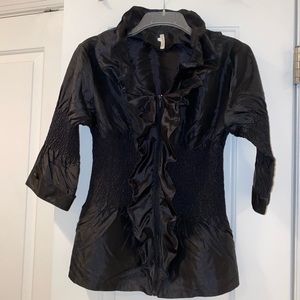 LINDI black blouse with ruffle detail and zipper closure size S